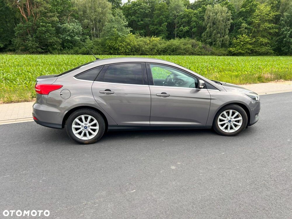 Ford Focus - 4