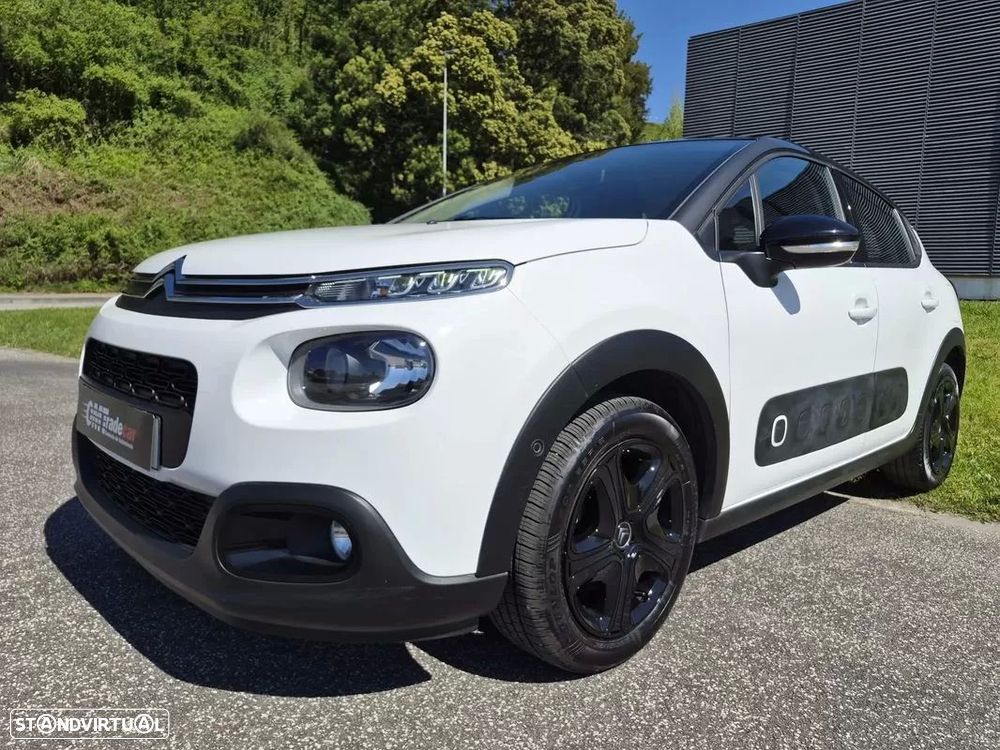 Citroën C3 1.2 PureTech Shine - 1