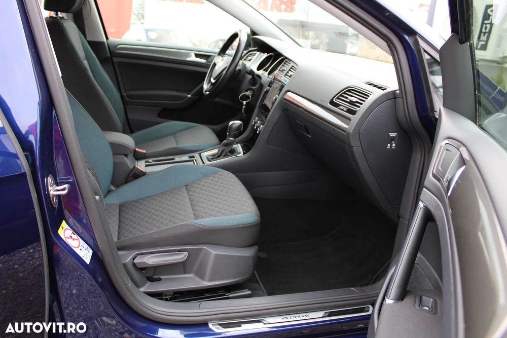 Volkswagen Golf 1.6 TDI SCR DSG IQ.DRIVE - 14