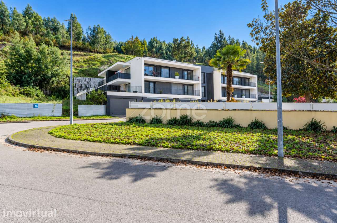 Apartamento T2 de luxo em Lamaçães, Braga - Grande imagem: 2/37