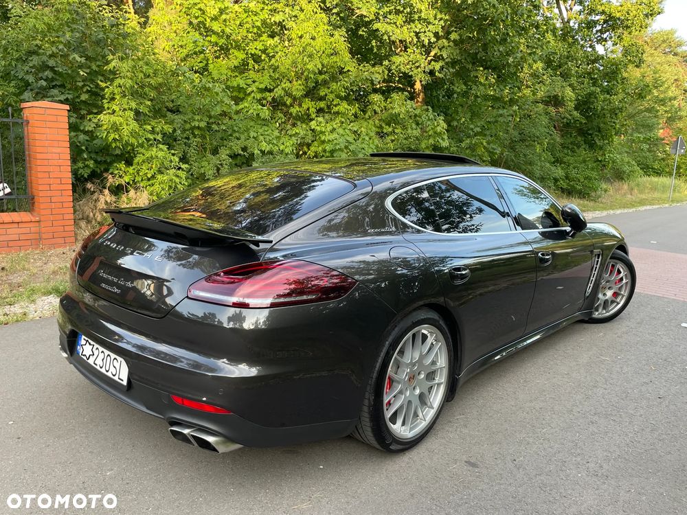 Porsche Panamera Turbo Executive PDK - 6