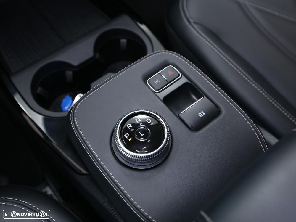 Ford Mustang Mach-E Alargada - 17