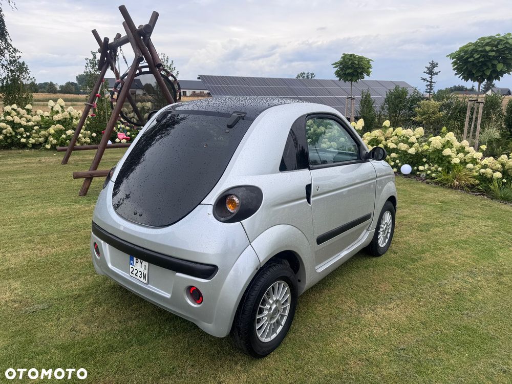 Microcar DUE - 8
