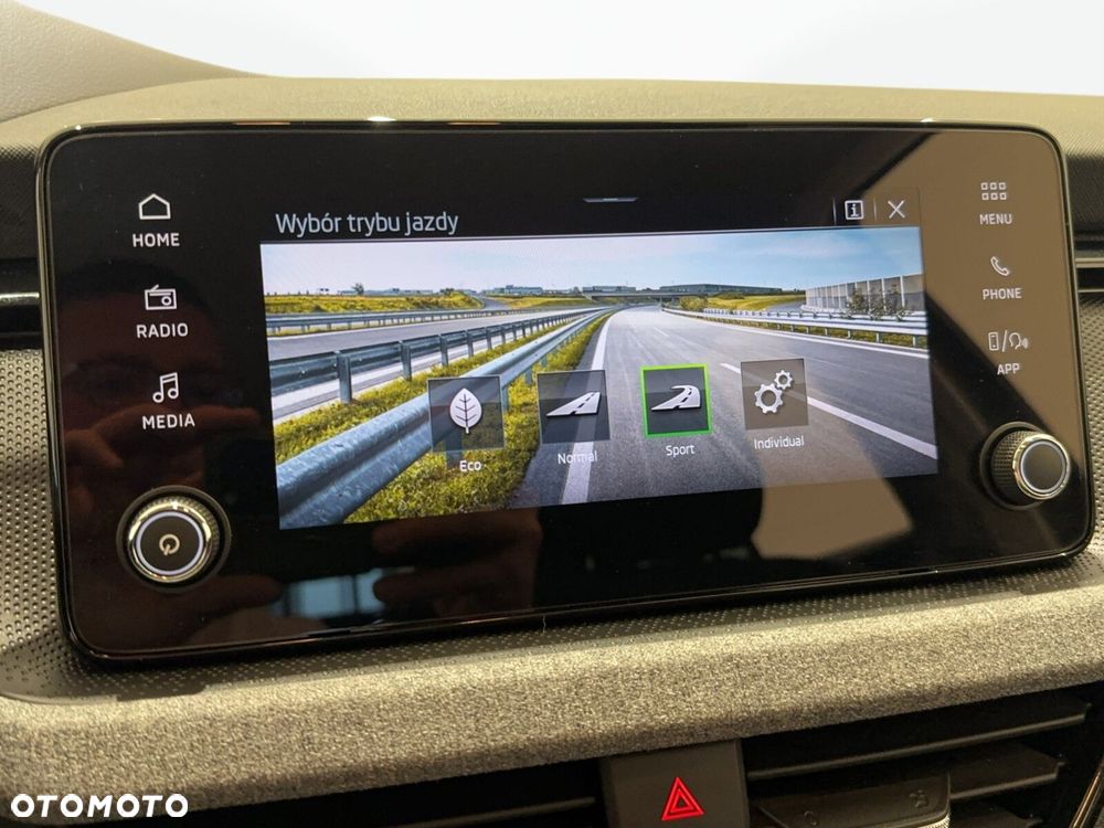 Skoda Kamiq 1.0 TSI Selection - 25