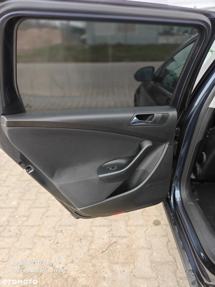 Volkswagen Passat 2.0 TDI Comfortline DSG - 12