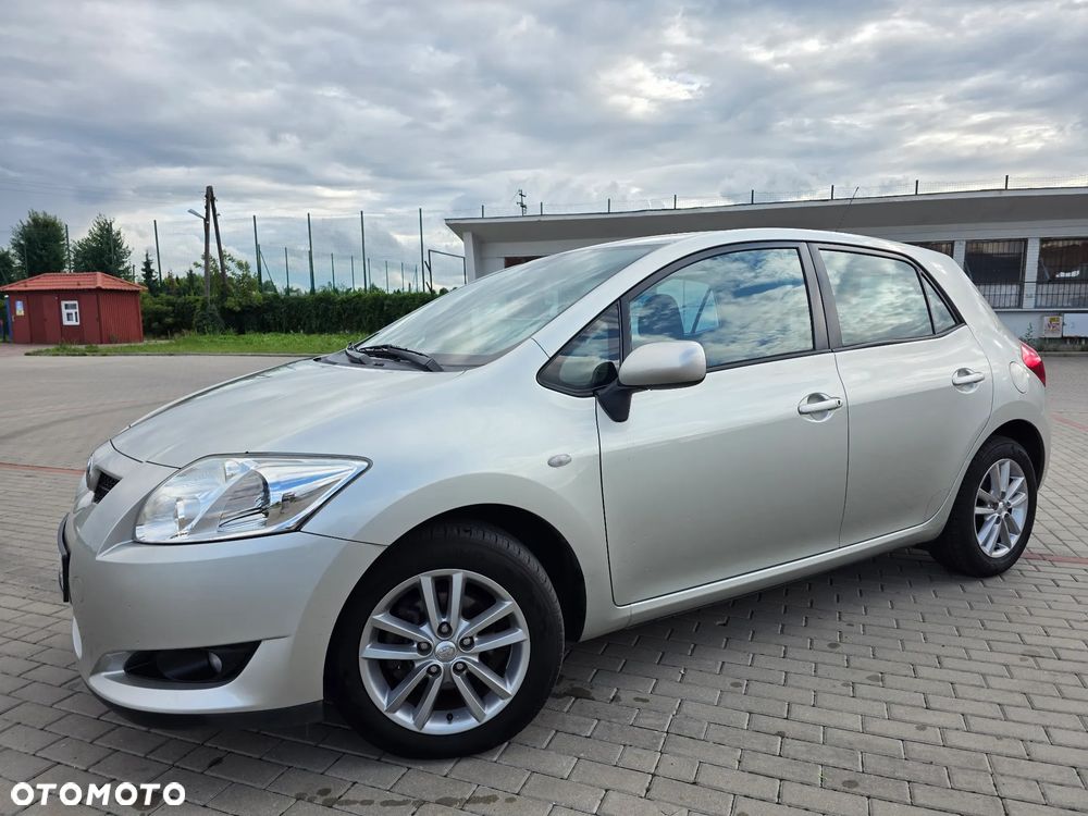 Toyota Auris 1.6 Life - 3