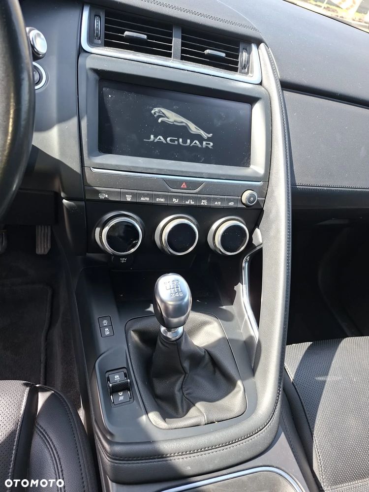 Jaguar E-Pace D150 R-Dynamic - 13