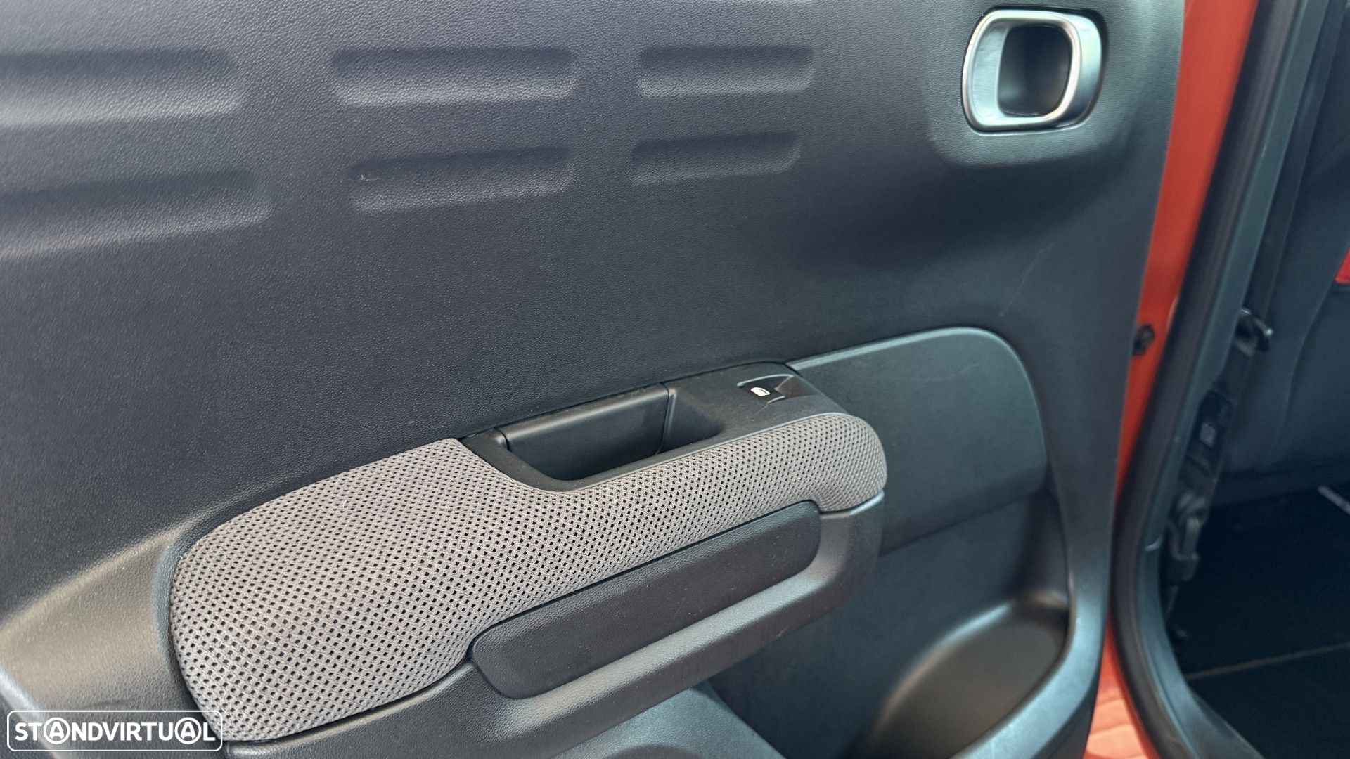 Citroën C3 Aircross 1.2 PureTech Shine - 26