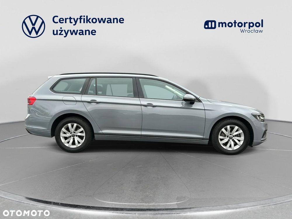 Volkswagen Passat - 15