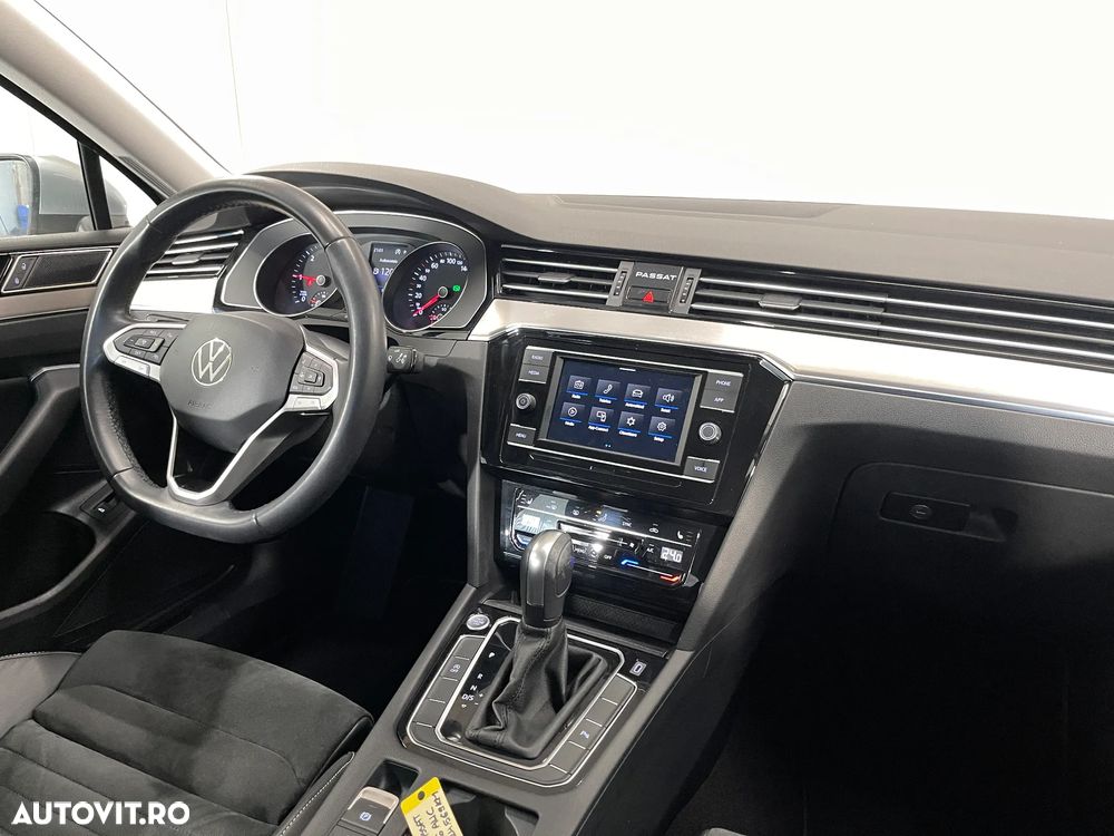 Volkswagen Passat 2.0 TDI DSG Highline - 9