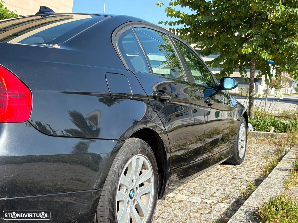 BMW 320 d Navigation - 10