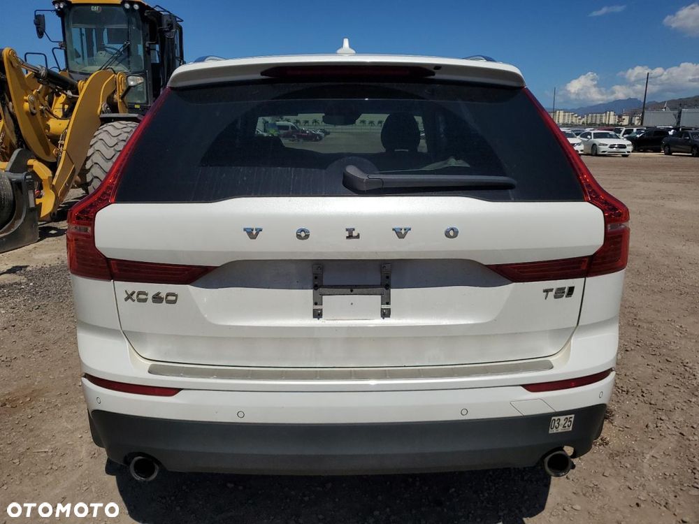 Volvo XC 60 T5 AWD Geartronic Momentum - 6