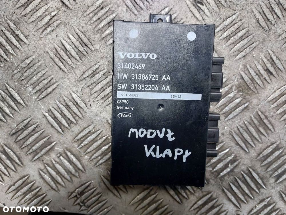 KOMPLETNY TYŁ VOLVO V70 III LIFT 019-26 KLAPA ELEKTRYCZNA ZDERZAK TYŁ LAMPY - 36