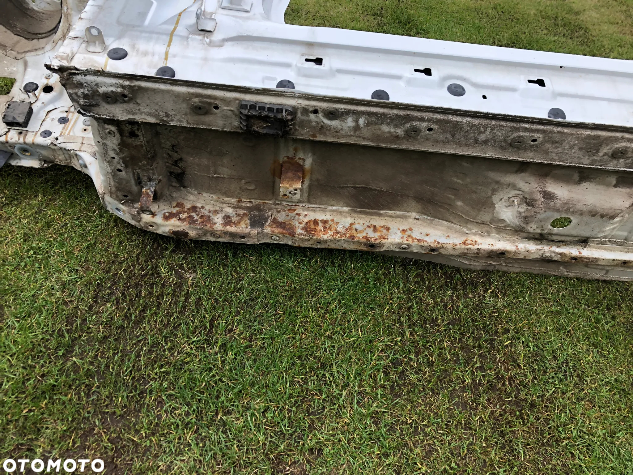 BŁOTNIK ĆWIARTKA PODŁUŻNICA PRÓG BMW F31 A96 - 11
