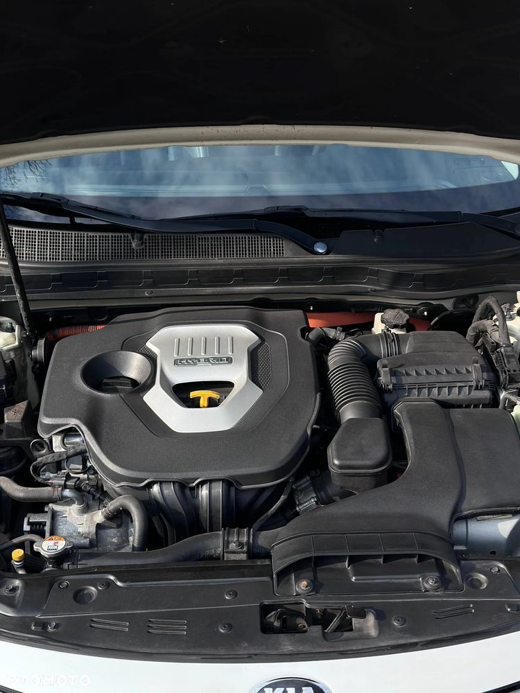 Kia Optima - 11