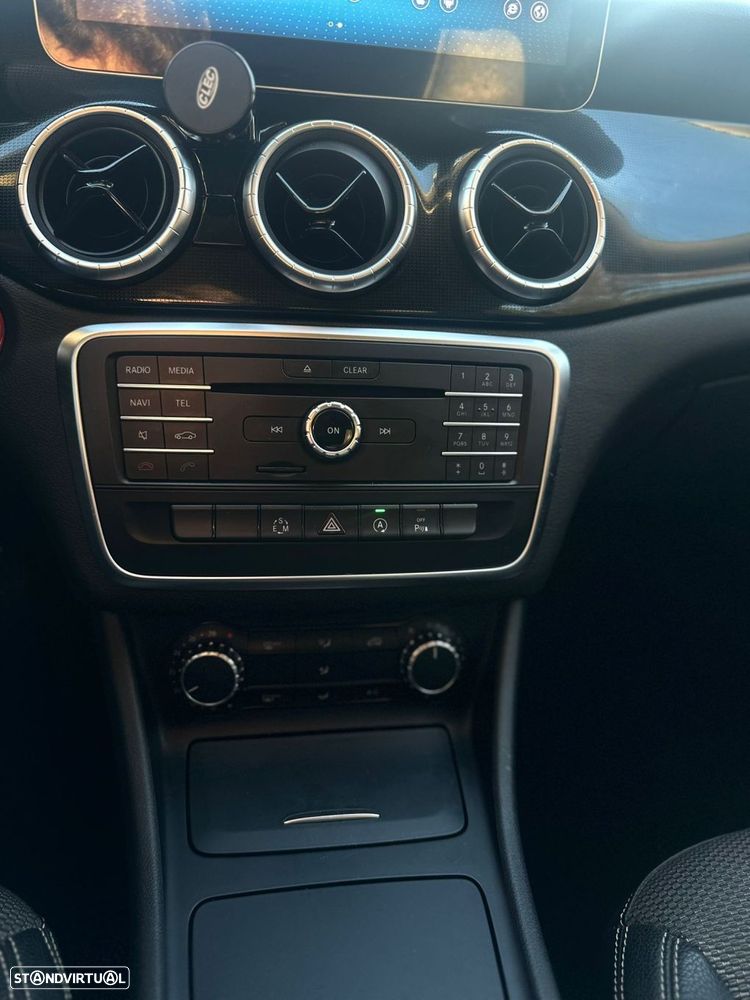 Mercedes-Benz CLA 180 CDI AMG Line Aut. - 48