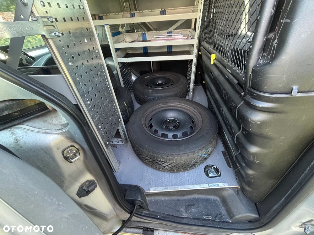 Peugeot PARTNER - 23