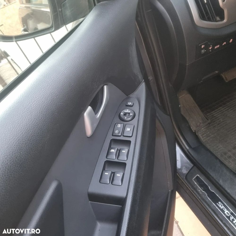 Kia Sportage 2.0 CRDI AWD Aut. Dream-Team Edition - 16