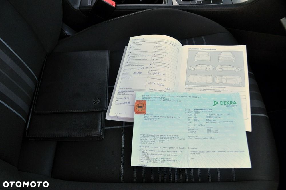 Volkswagen Golf - 40