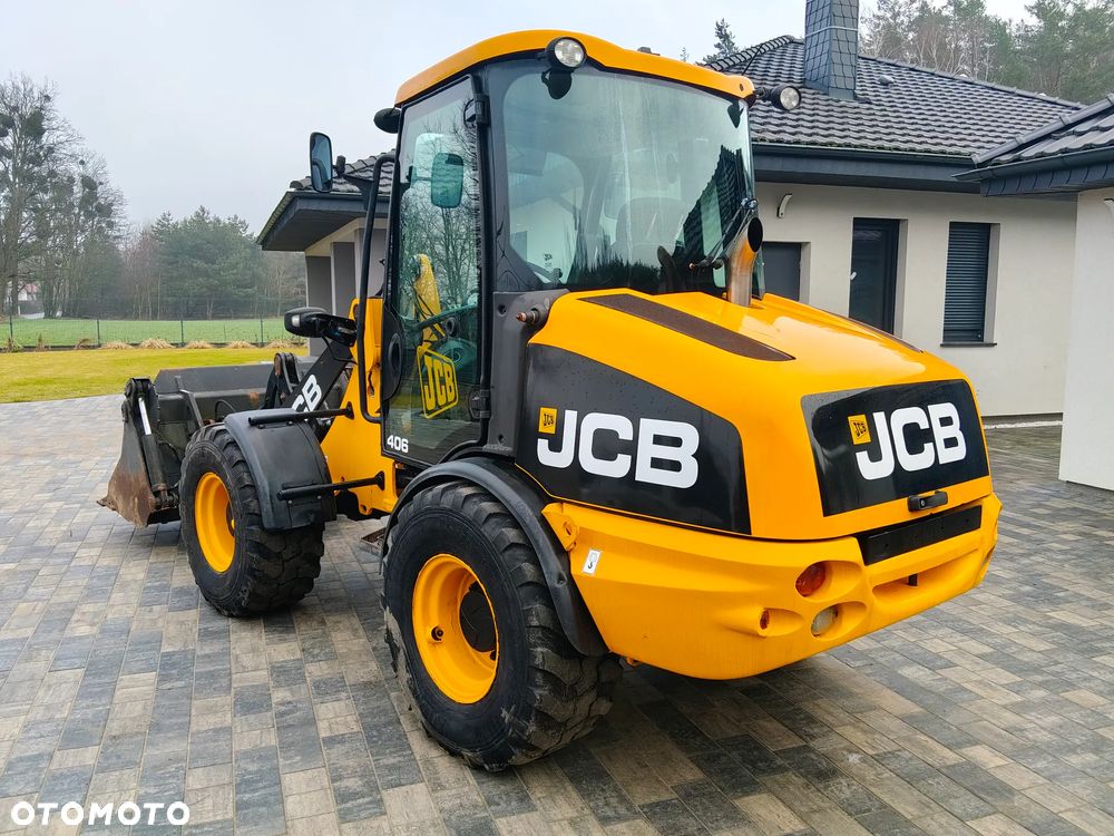 JCB 406 - 4