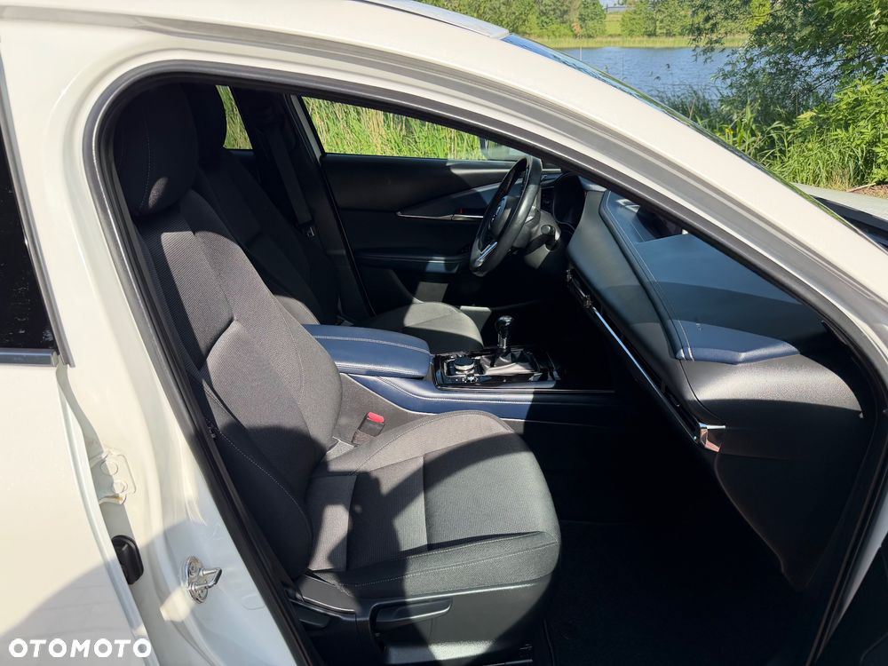 Mazda CX-30 SKYACTIV-G 2.0 M-Hybrid AWD SELECTION - 11