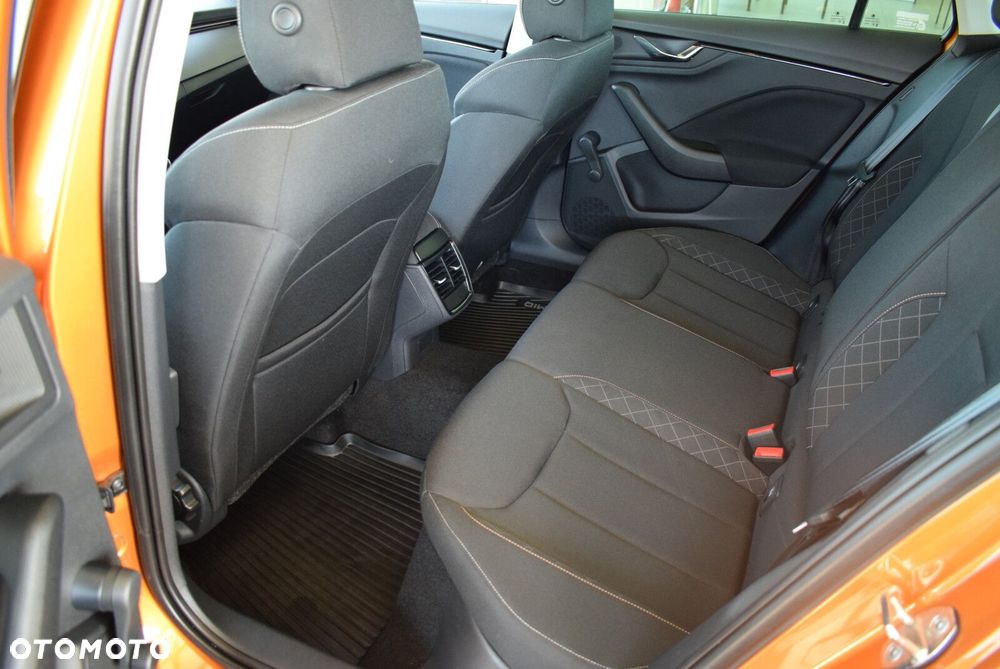 Skoda Kamiq 1.0 TSI Ambition DSG - 24