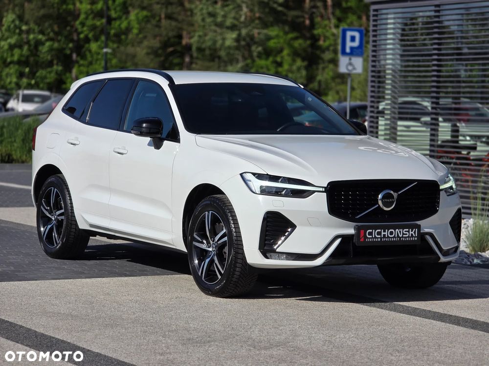 Volvo XC 60 B4 D AWD R-Design - 39