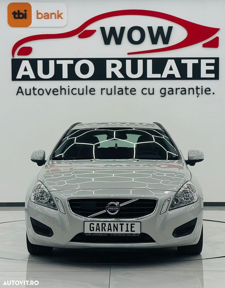 Volvo V60 D4 Geartronic Momentum - 35