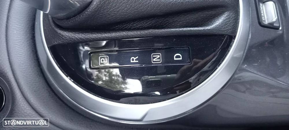 Nissan Juke 1.6 Hybrid N-Design Black - 14