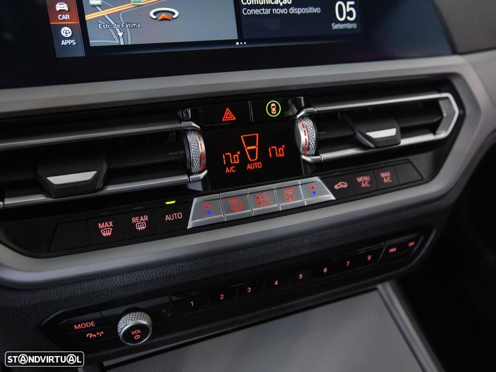 BMW 330 e Touring Corporate Edition Auto - 16