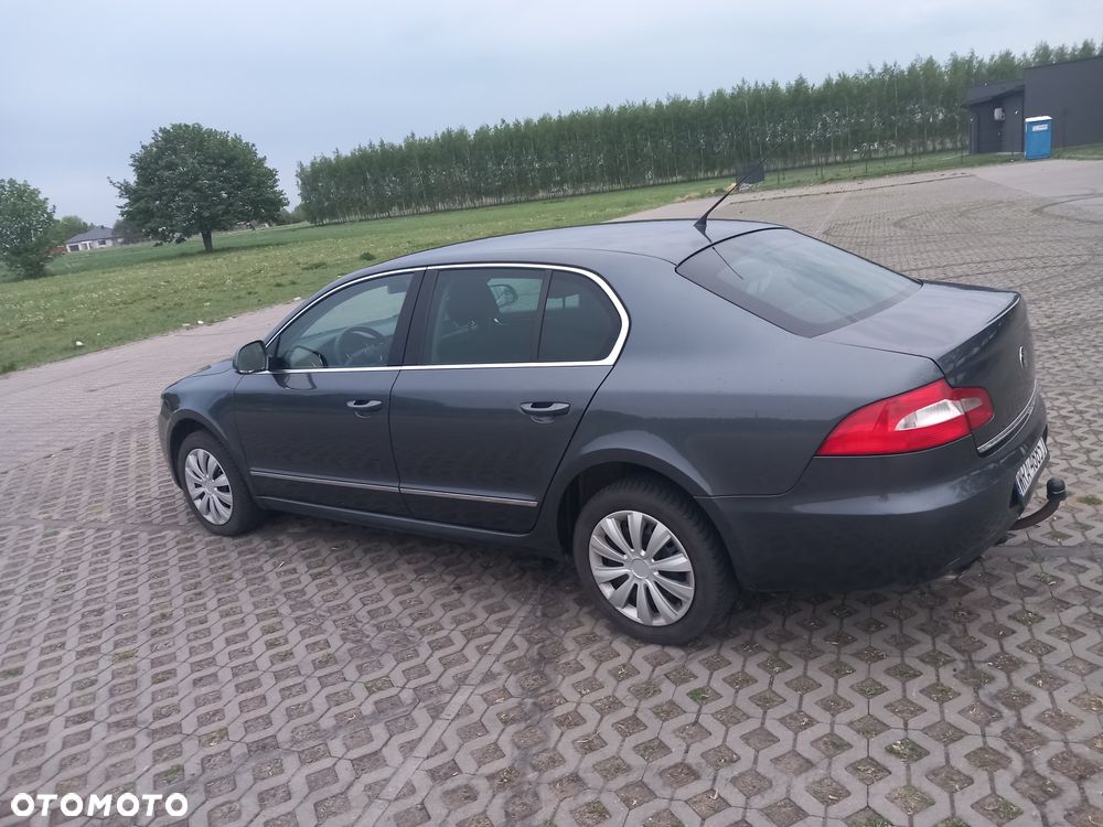 Skoda Superb 2.0 TDI Comfort - 6