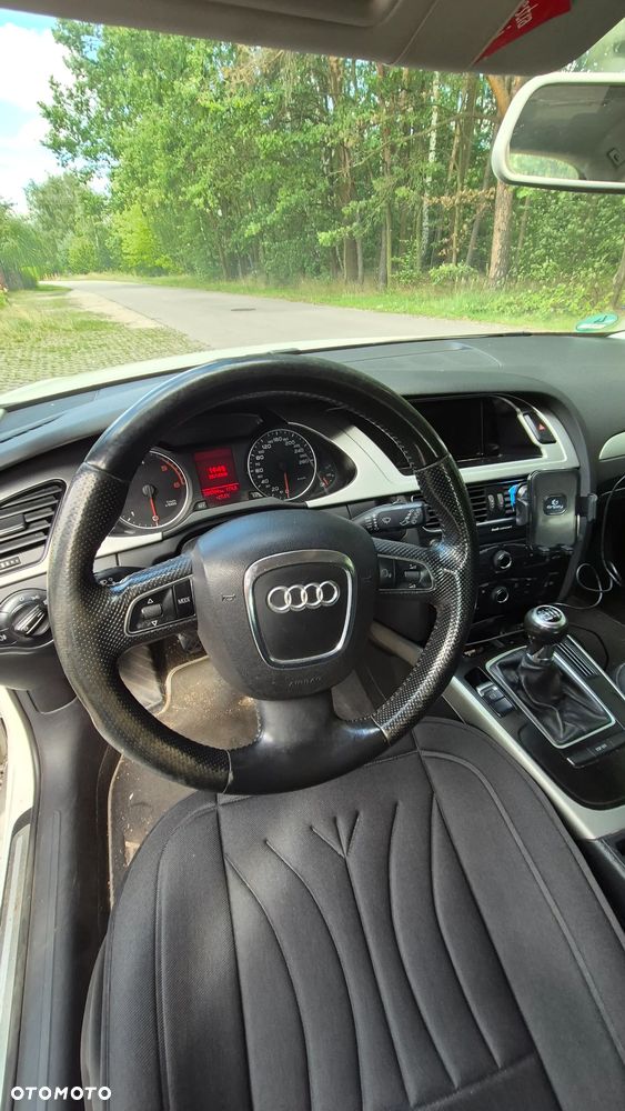 Audi A4 Avant - 5