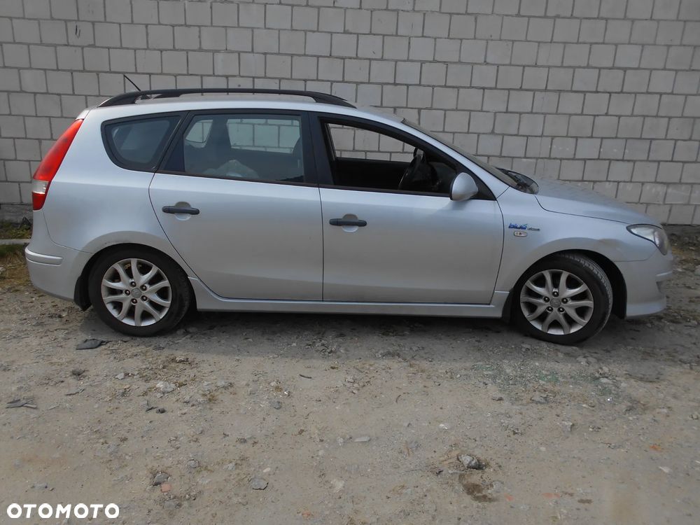 HYUNDAI I30 1.6 CRDI 90KM D4FB CW KOMBI 10ROK LIFT KOD LAKIERU 2R SILNIK SKRZYNIA BIEGOW MASKA BLOTNIK ZDERZAK LUSTERKO ZAWIESZENIE WSPOMAGANIE ELEKTRYCZNE TURBINA WTRYSKI ALTERNATOR ROZRUSZNIK KOMPRESOR KLIMATYZACJI FOTEL PODSUFITKA - 12