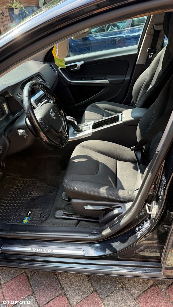 Volvo V60 D2 Geartronic Powershift - 7