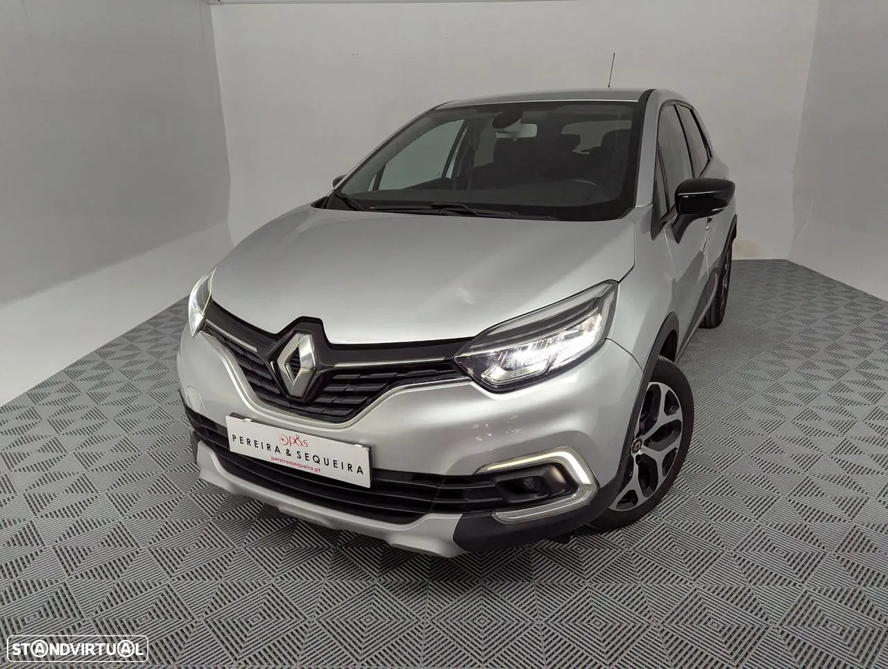 Renault Captur 1.5 dCi Exclusive - 4