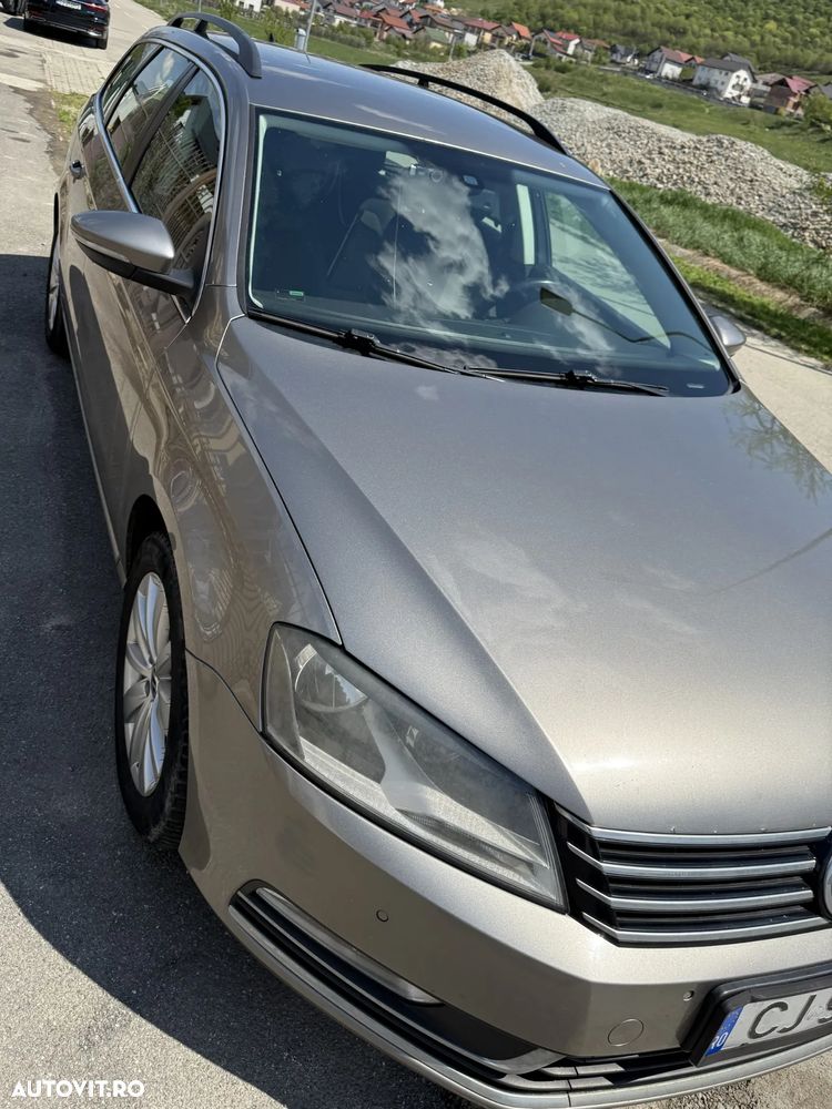 Volkswagen Passat 2.0 TDI BlueMotion Technology Comfortline - 5