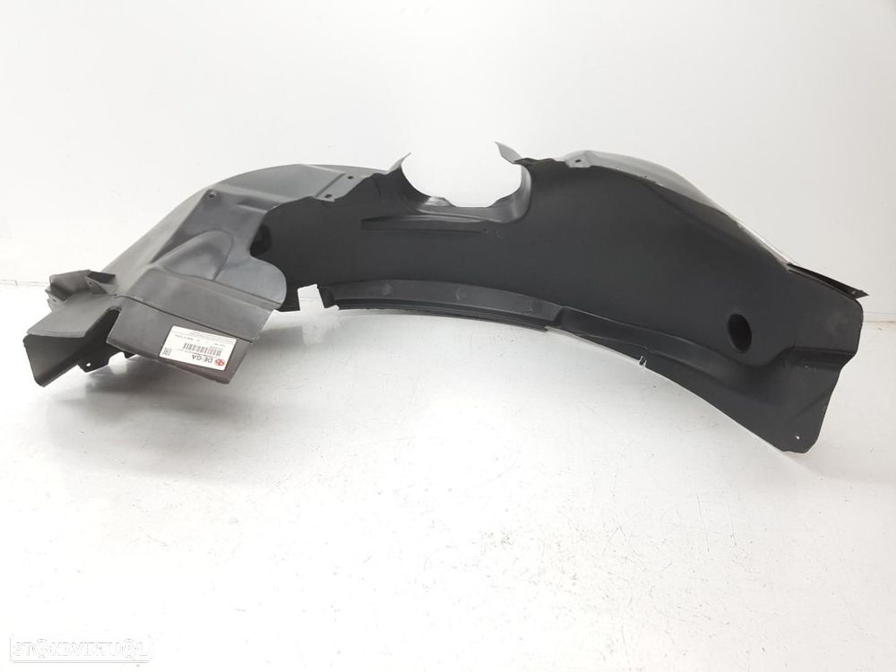 CAVA DA RODA FORD FOCUS BERLINA CB8 - 1