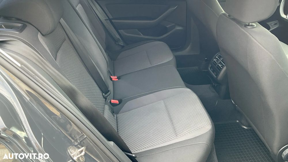 Volkswagen Passat 1.4 TSI Advance - 21