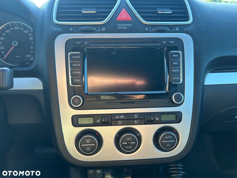 Volkswagen Scirocco 2.0 TSI DSG - 14