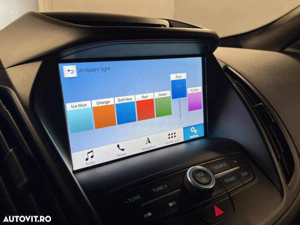 Ford Kuga 2.0 TDCi 4WD Powershift ST-Line - 22