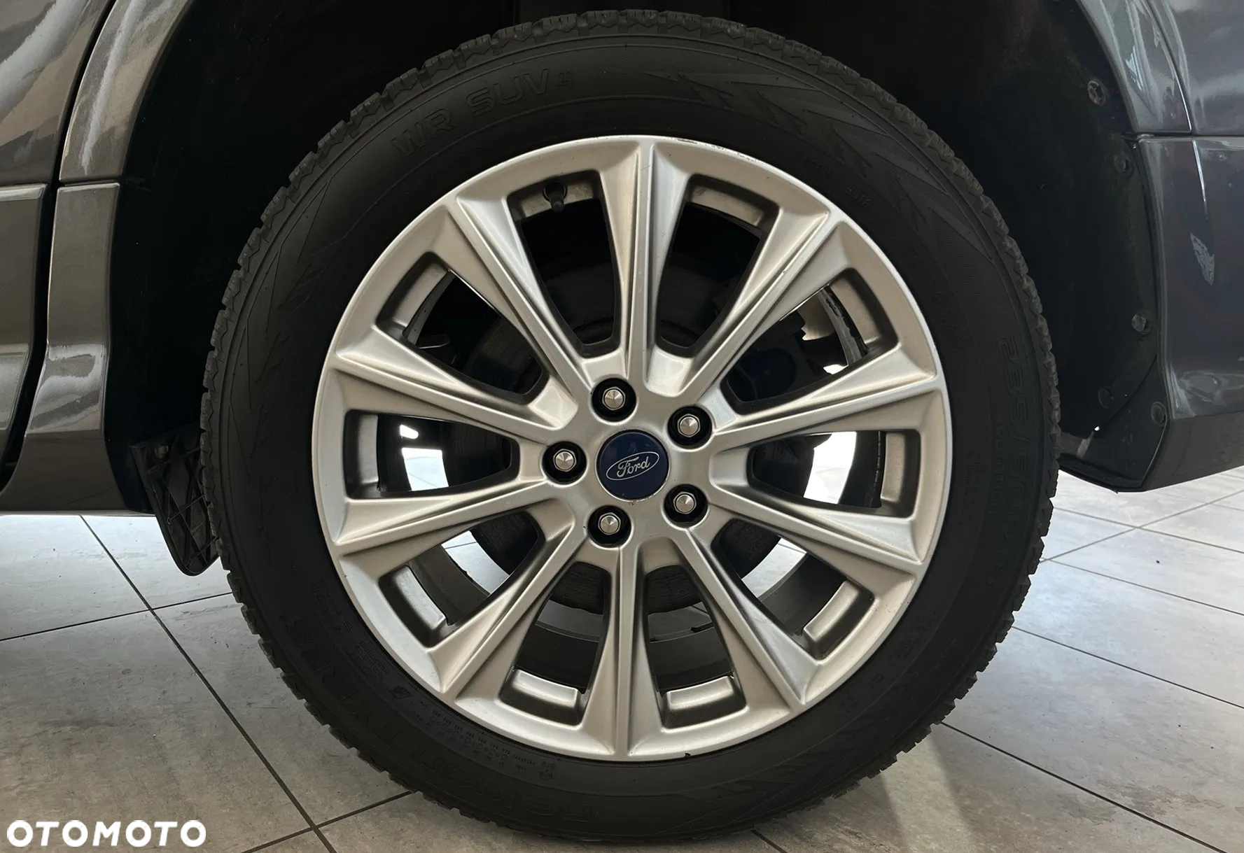 Ford Kuga Vignale 2.0 TDCi AWD - 10
