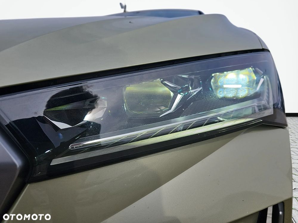 Skoda Superb 2.0 TDI SCR Selection DSG - 16