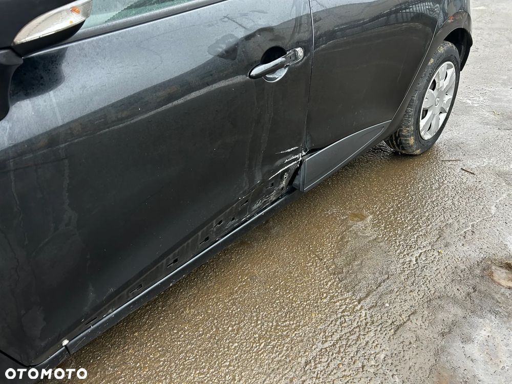 Renault Clio - 6
