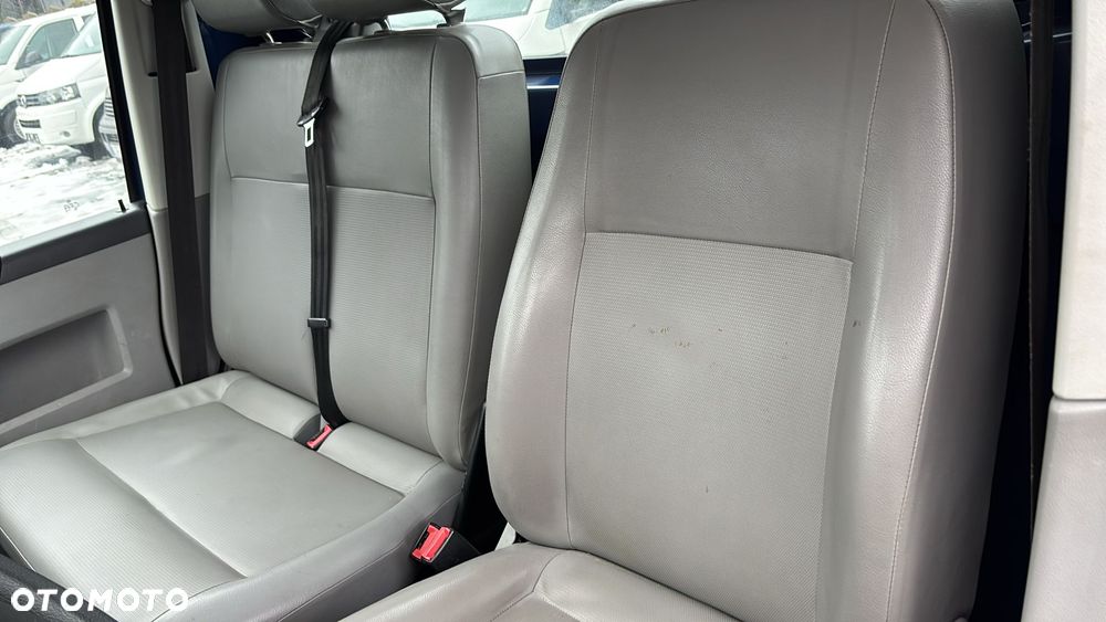 Volkswagen Transporter T5 - 13