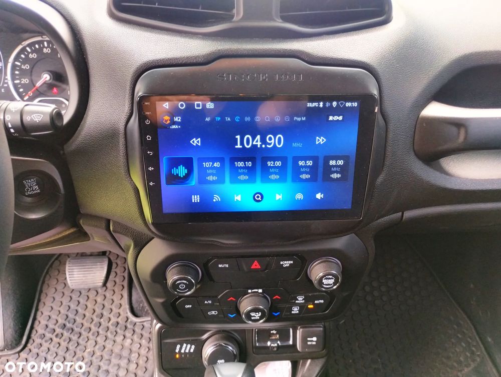 Jeep Renegade - 10
