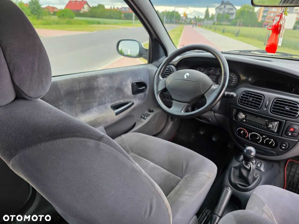 Renault Megane - 12