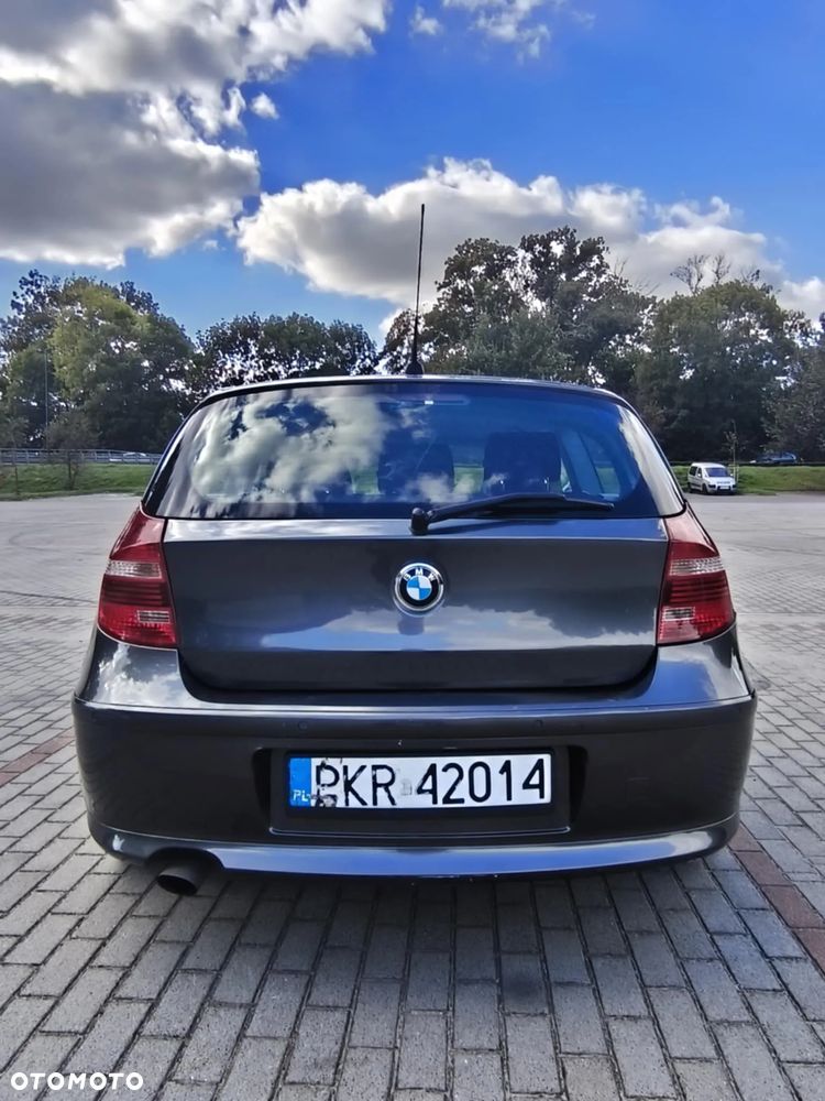 BMW Seria 1 118d - 8