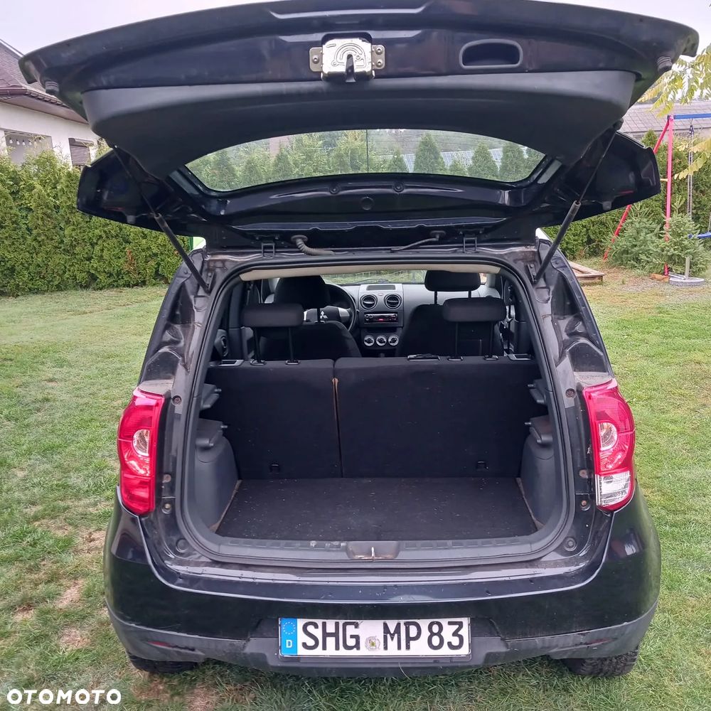 Mitsubishi Colt - 5