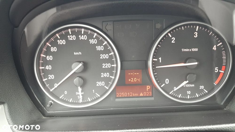 BMW Seria 3 320d DPF - 6