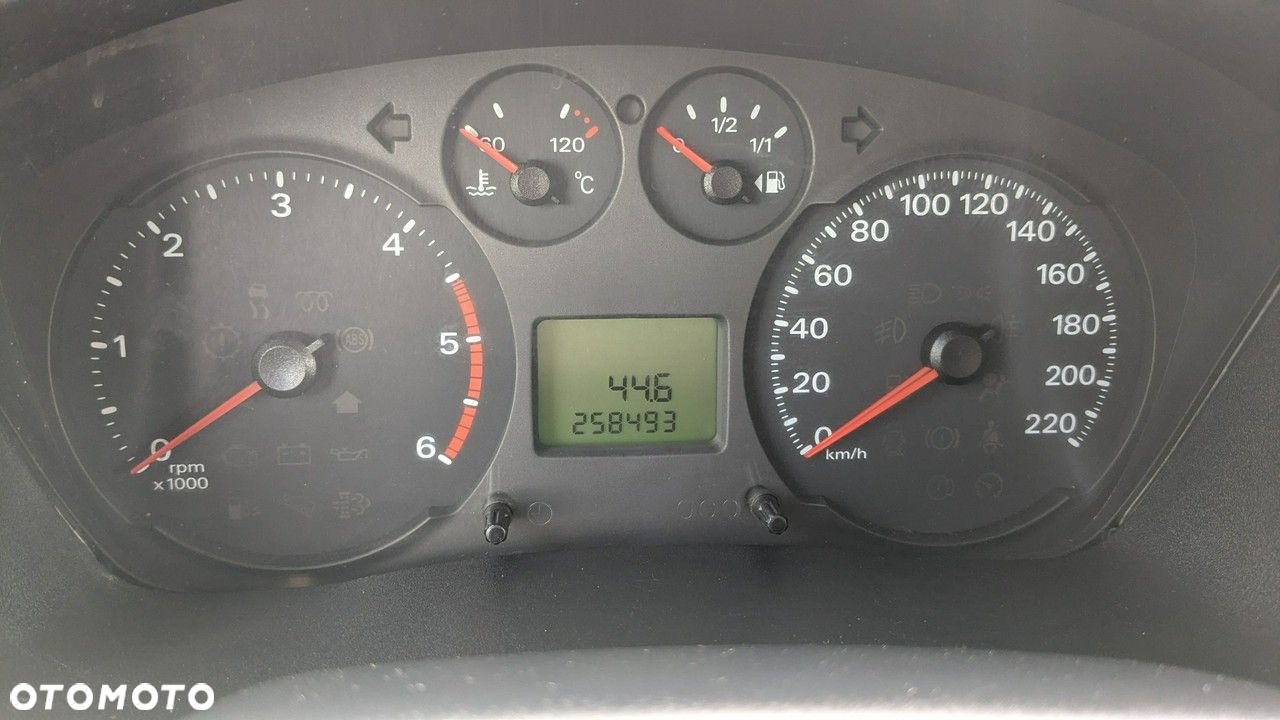 Ford Transit - 21